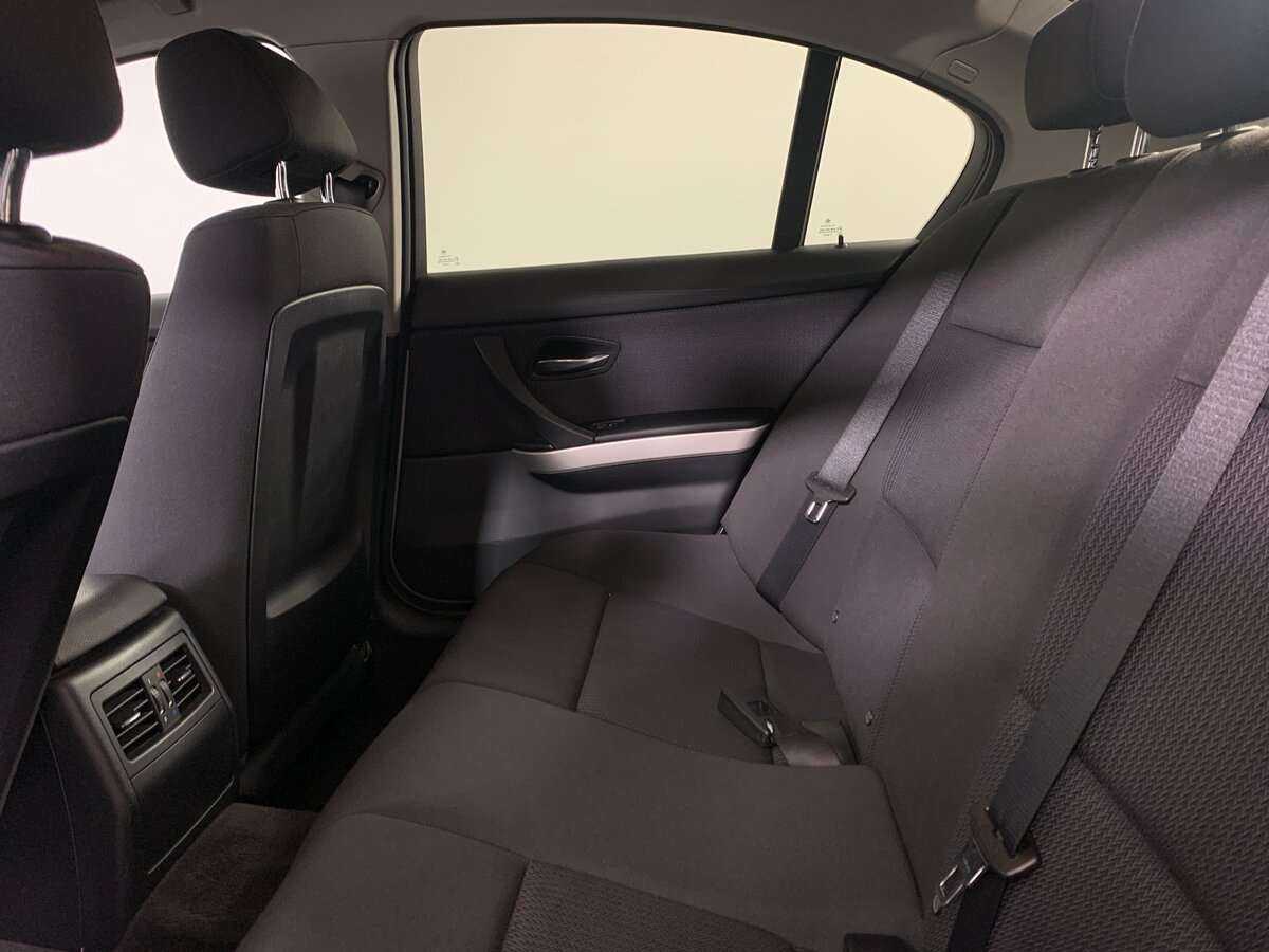 BMW 3 серии 318i, 2011 Фото №19