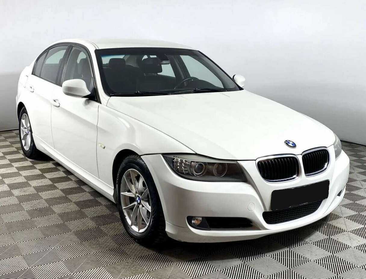 BMW 3 серии 318i, 2011 - 168 000 км. | Фото №3