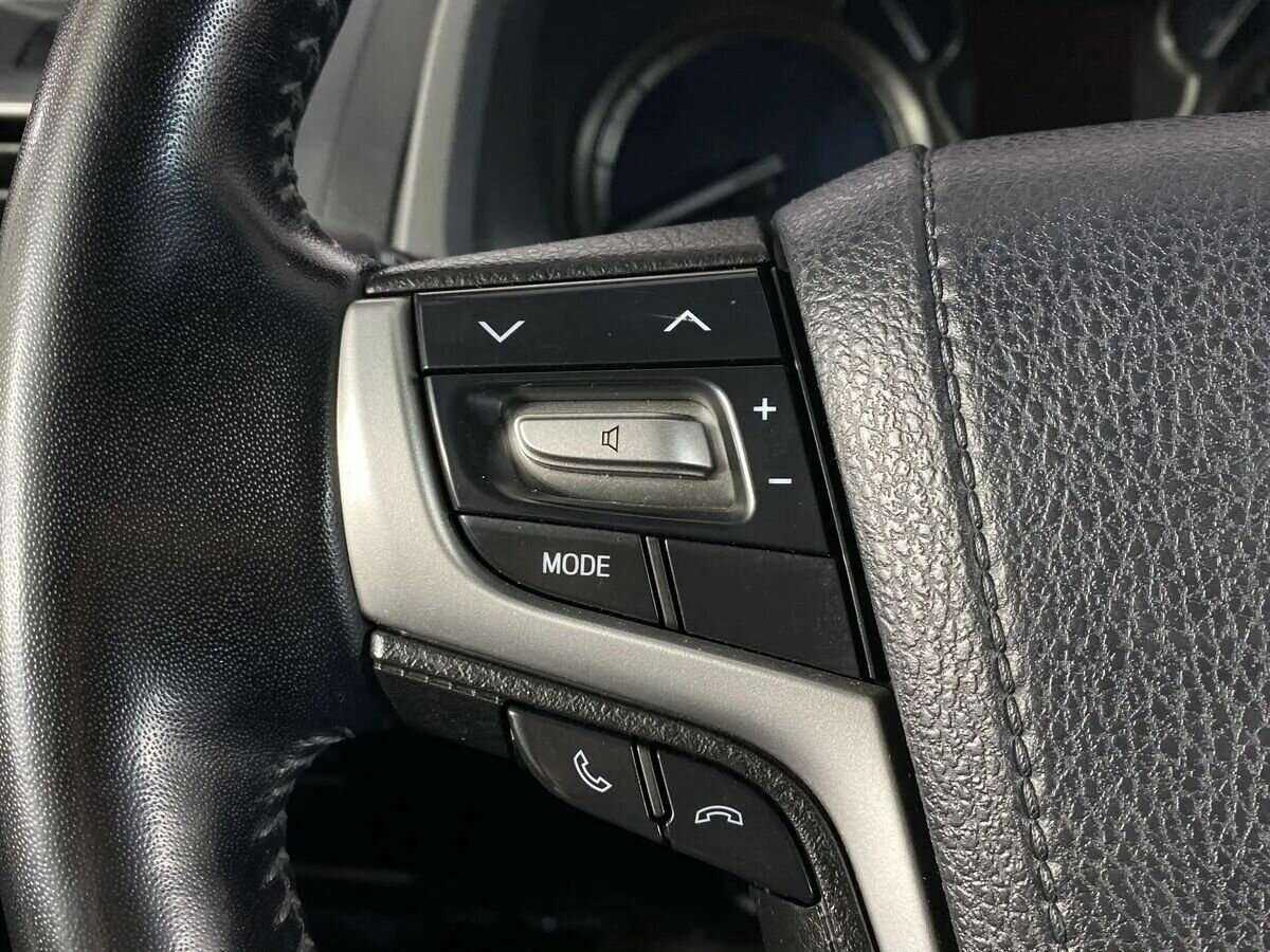 Toyota Land Cruiser Prado, 2020 Фото №13