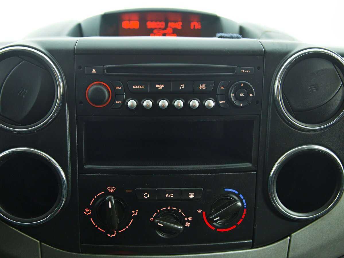 Peugeot Partner, 2011 Фото №11