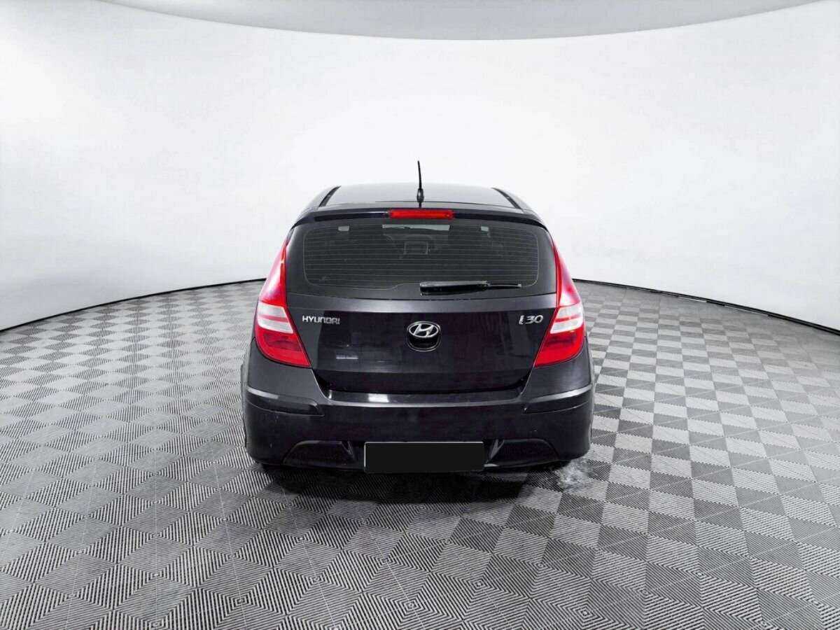 Hyundai i30, 2010 Фото №6