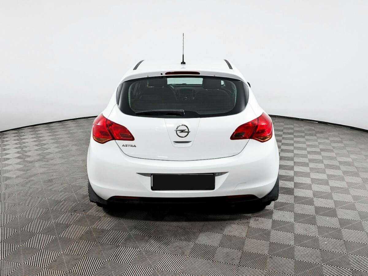 Opel Astra, 2011 - 165 120 км. | Фото №6