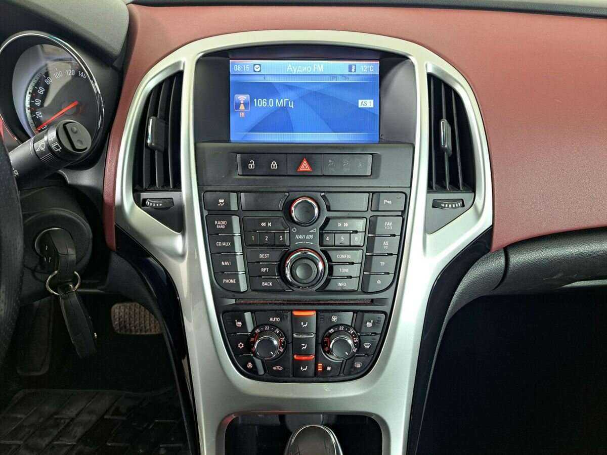 Opel Astra GTC, 2013 Фото №13