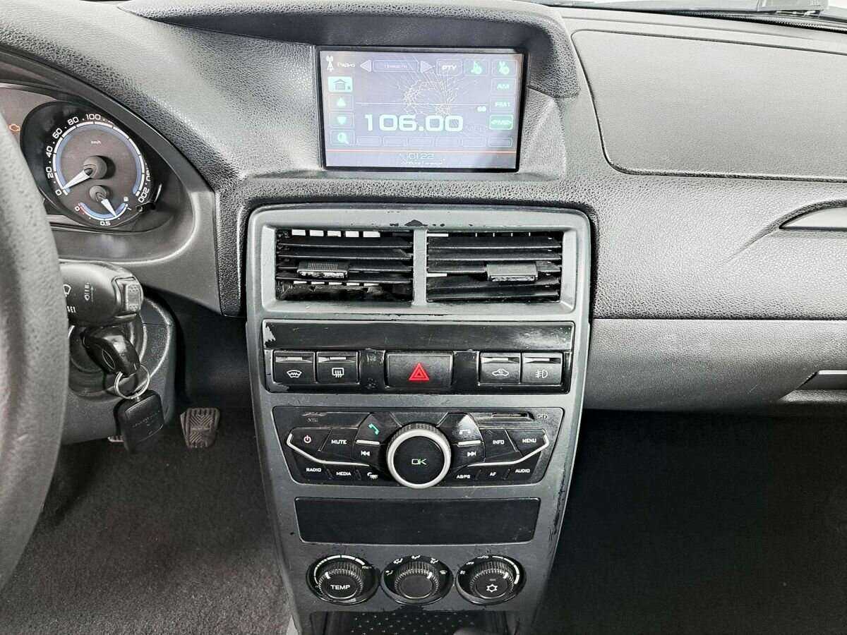 Lada (ВАЗ) Priora, 2013 Фото №13