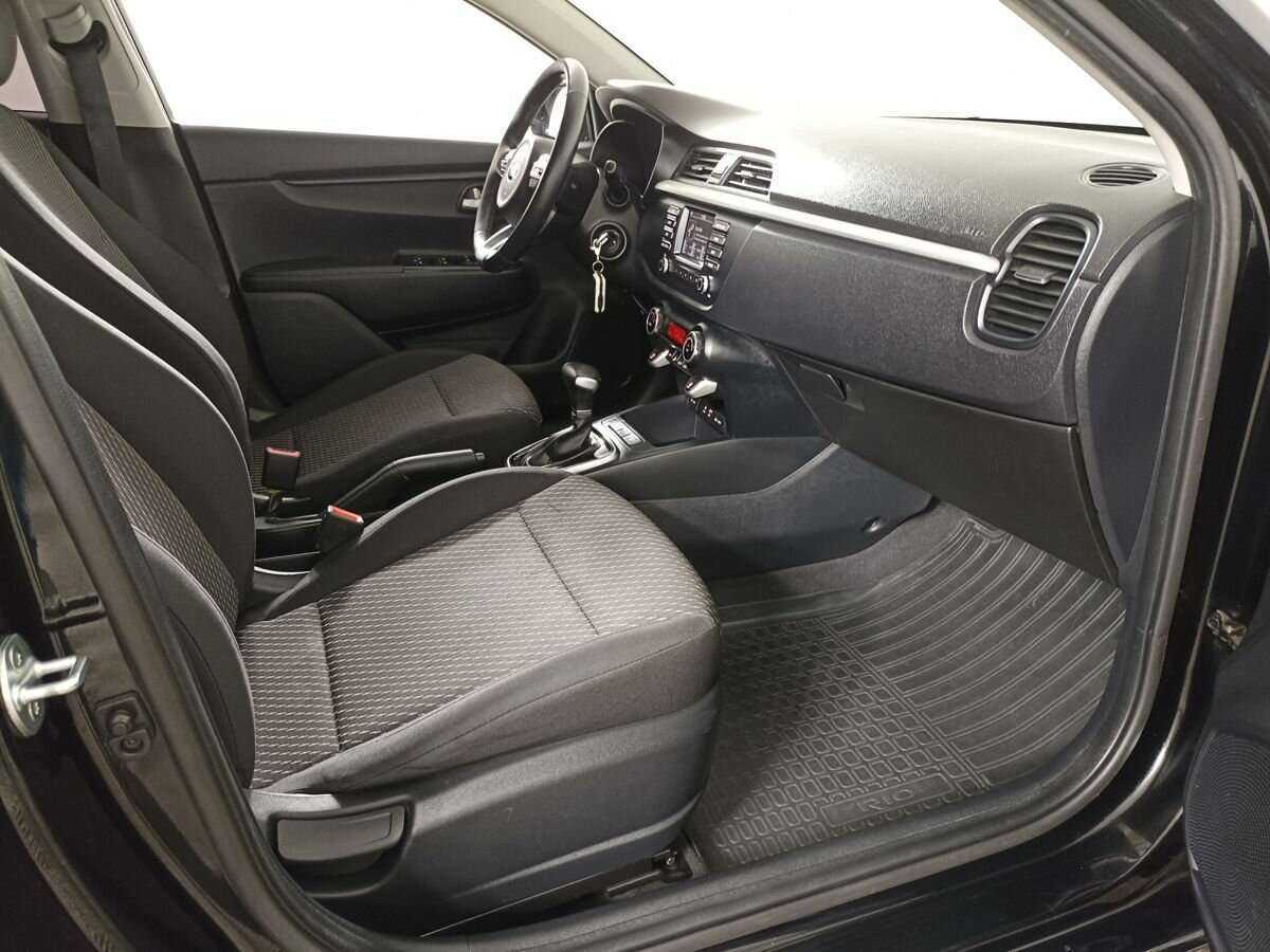 Kia Rio, 2018 Фото №11