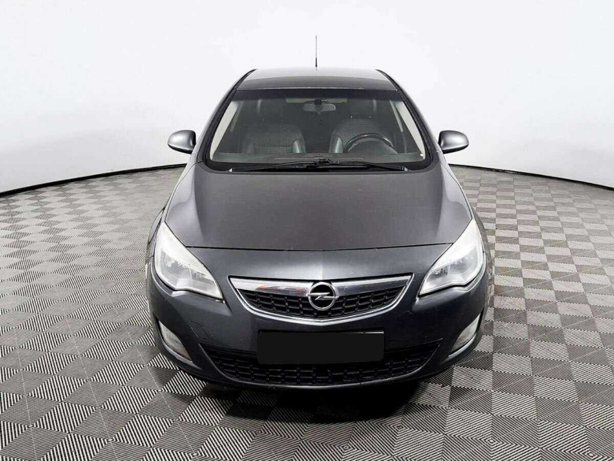 Opel Astra, 2011 - 213 711 км. | Фото №2