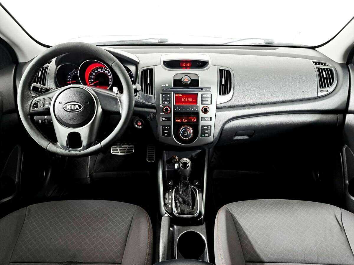 Kia Cerato 4-speed, 2011 Фото №12