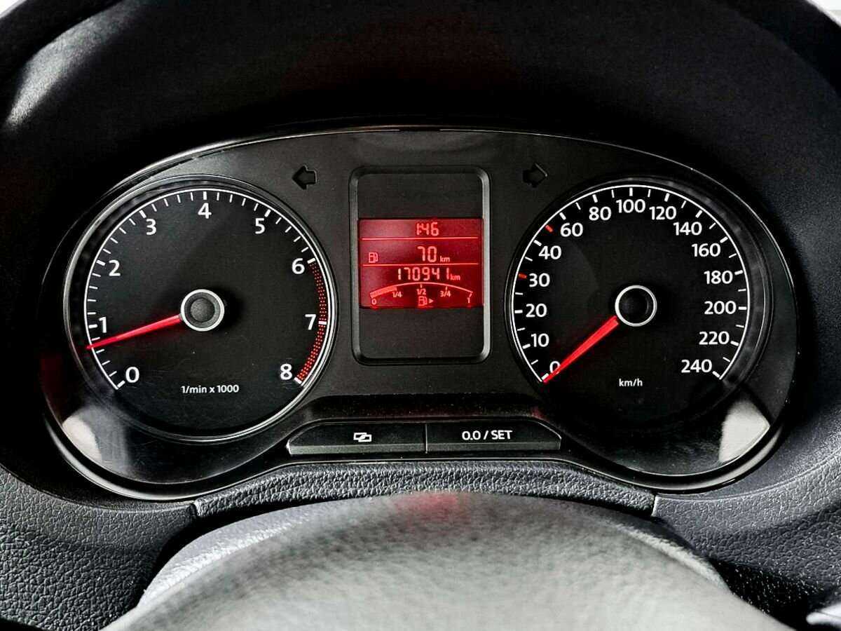 Volkswagen Polo, 2011 Фото №11