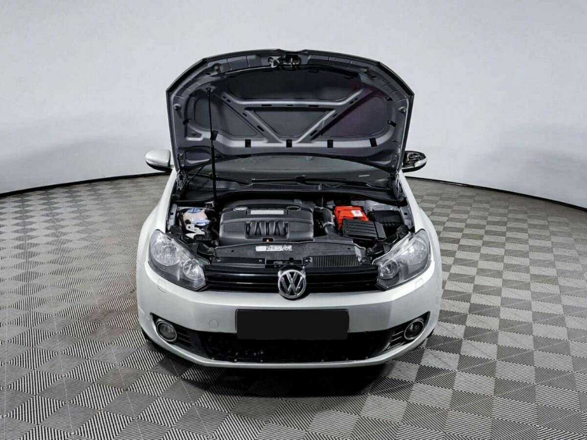 Volkswagen Golf, 2010 Фото №9