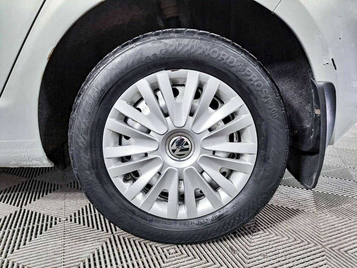 Volkswagen Golf, 2010 Фото №18