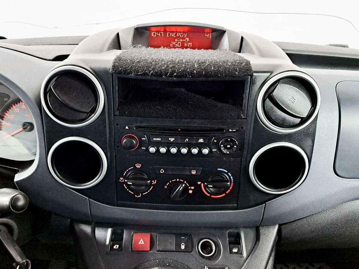 Peugeot Partner, 2012 Фото №15