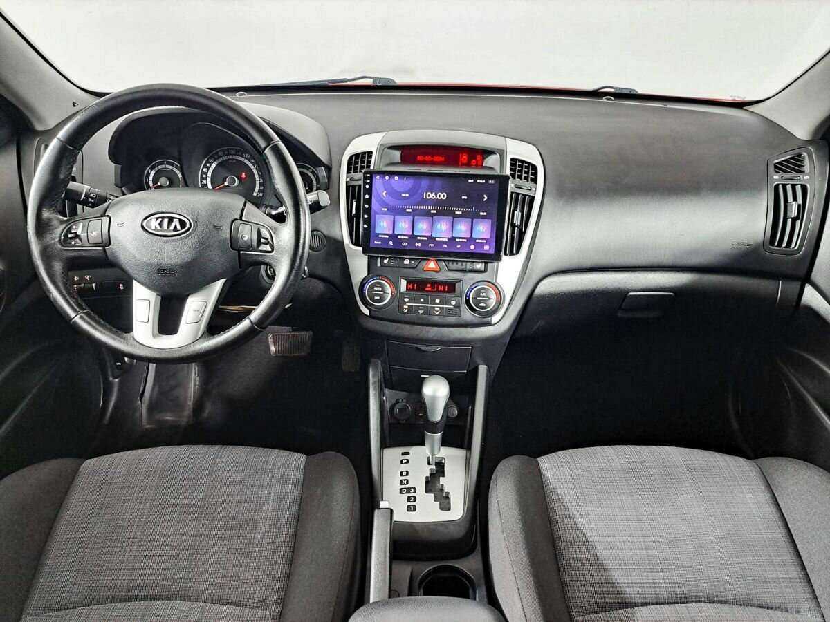 Kia Ceed, 2010 Фото №12