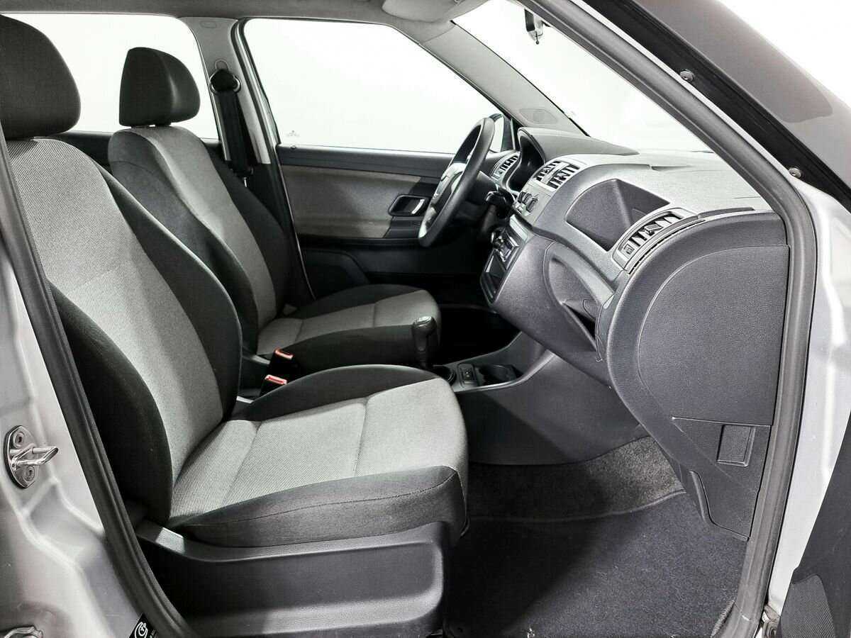 Skoda Fabia, 2011 Фото №9