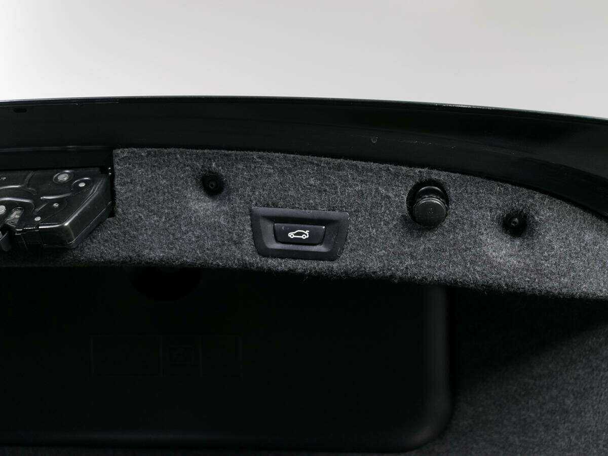 BMW 5 серии 523i, 2011 - 123 872 км. | Фото №7