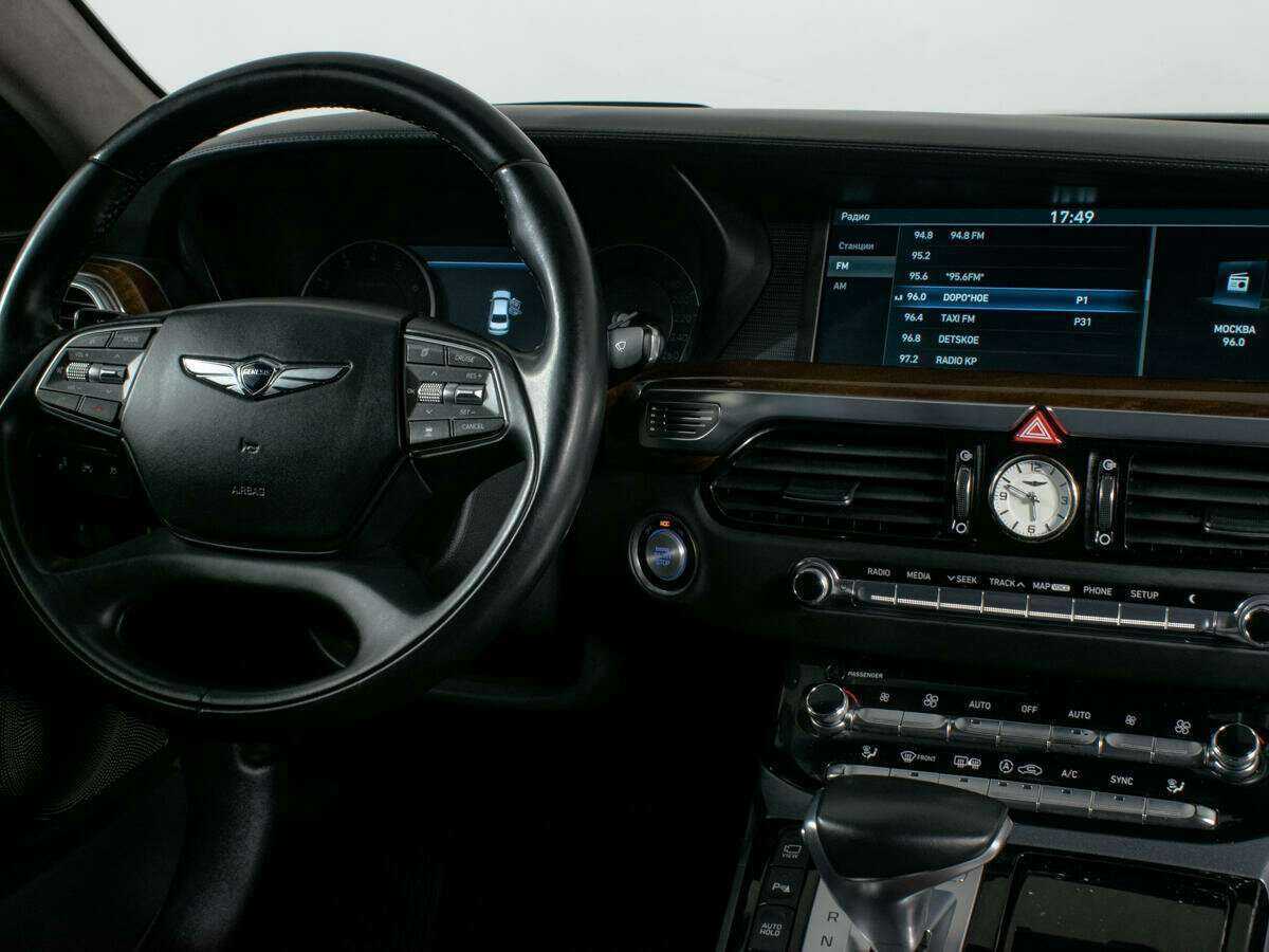 Genesis G90, 2017 Фото №12