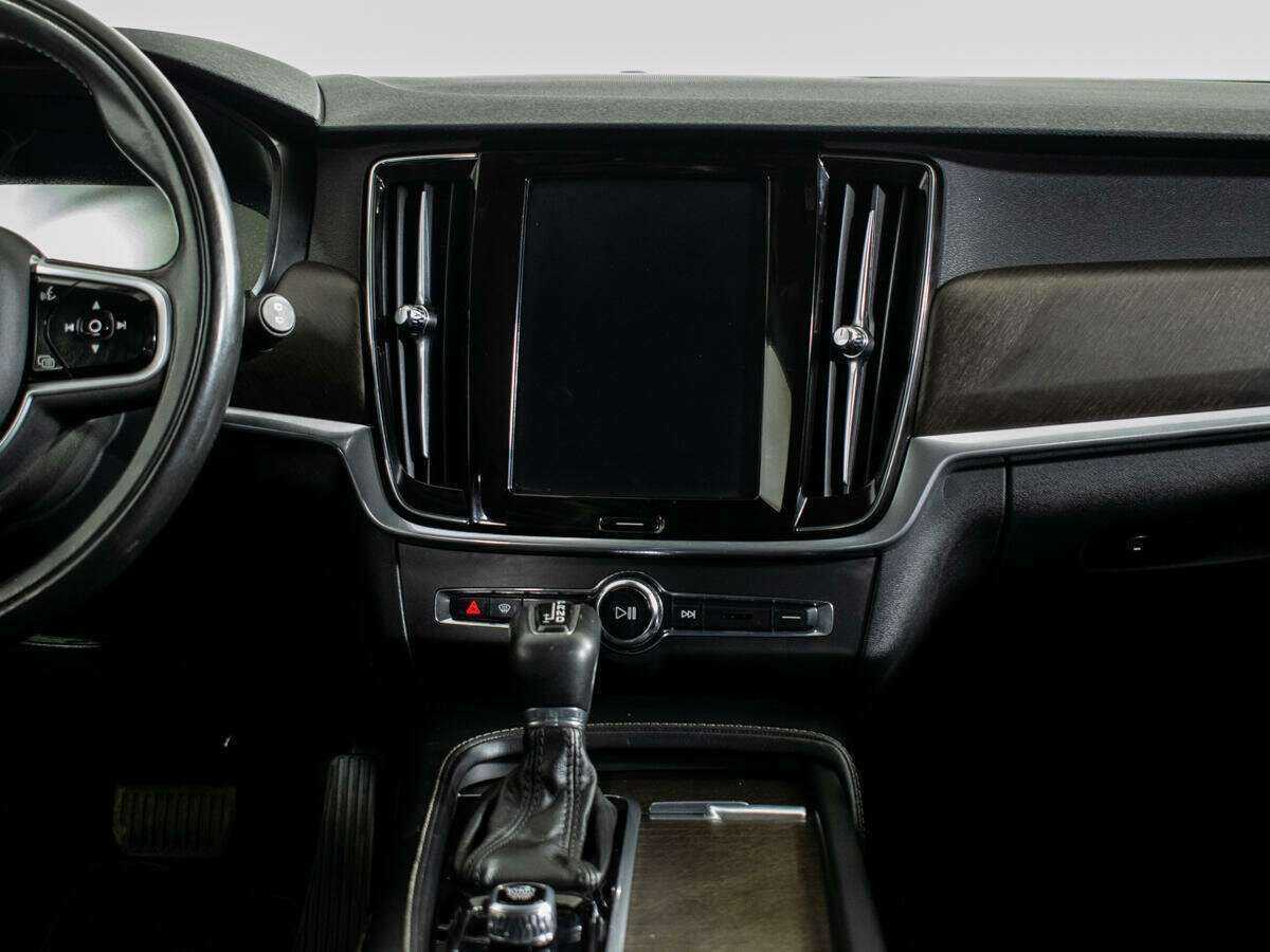 Volvo V90 Cross Country, 2018 Фото №11