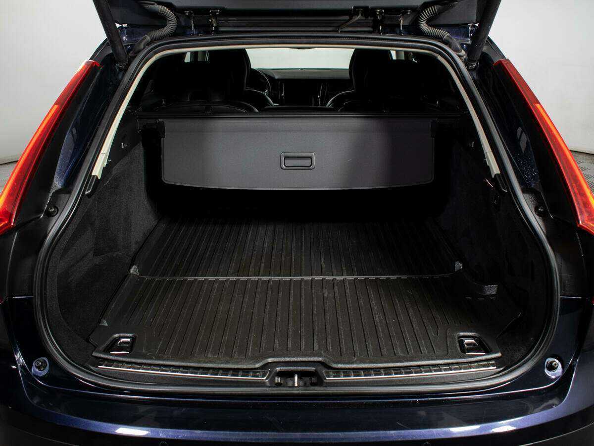 Volvo V90 Cross Country, 2018 Фото №15