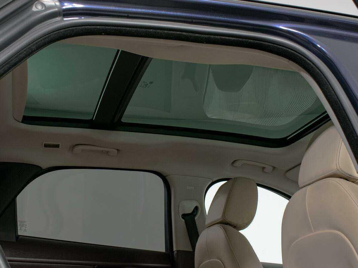 Jaguar F-Pace, 2016 Фото №14