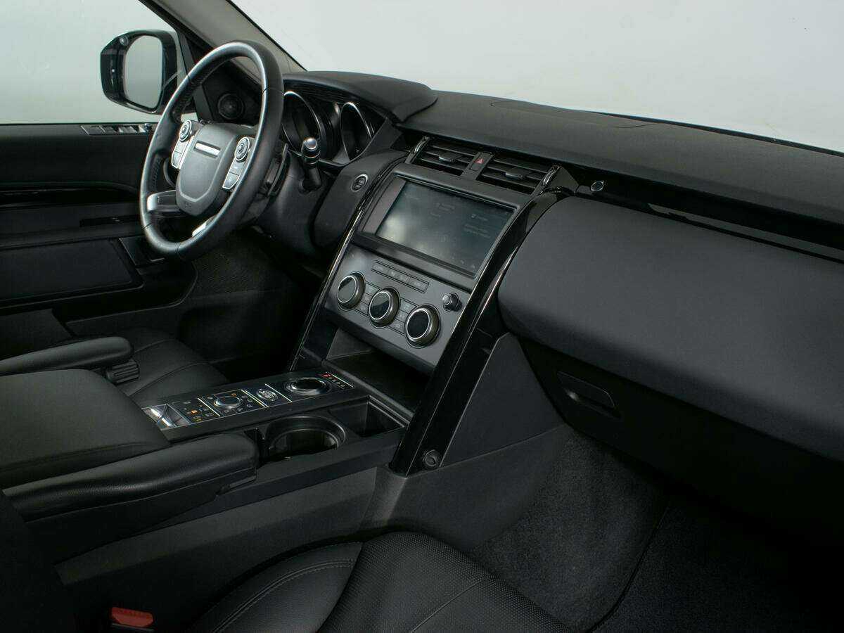 Land Rover Discovery, 2018 - 65 166 км. | Фото №7