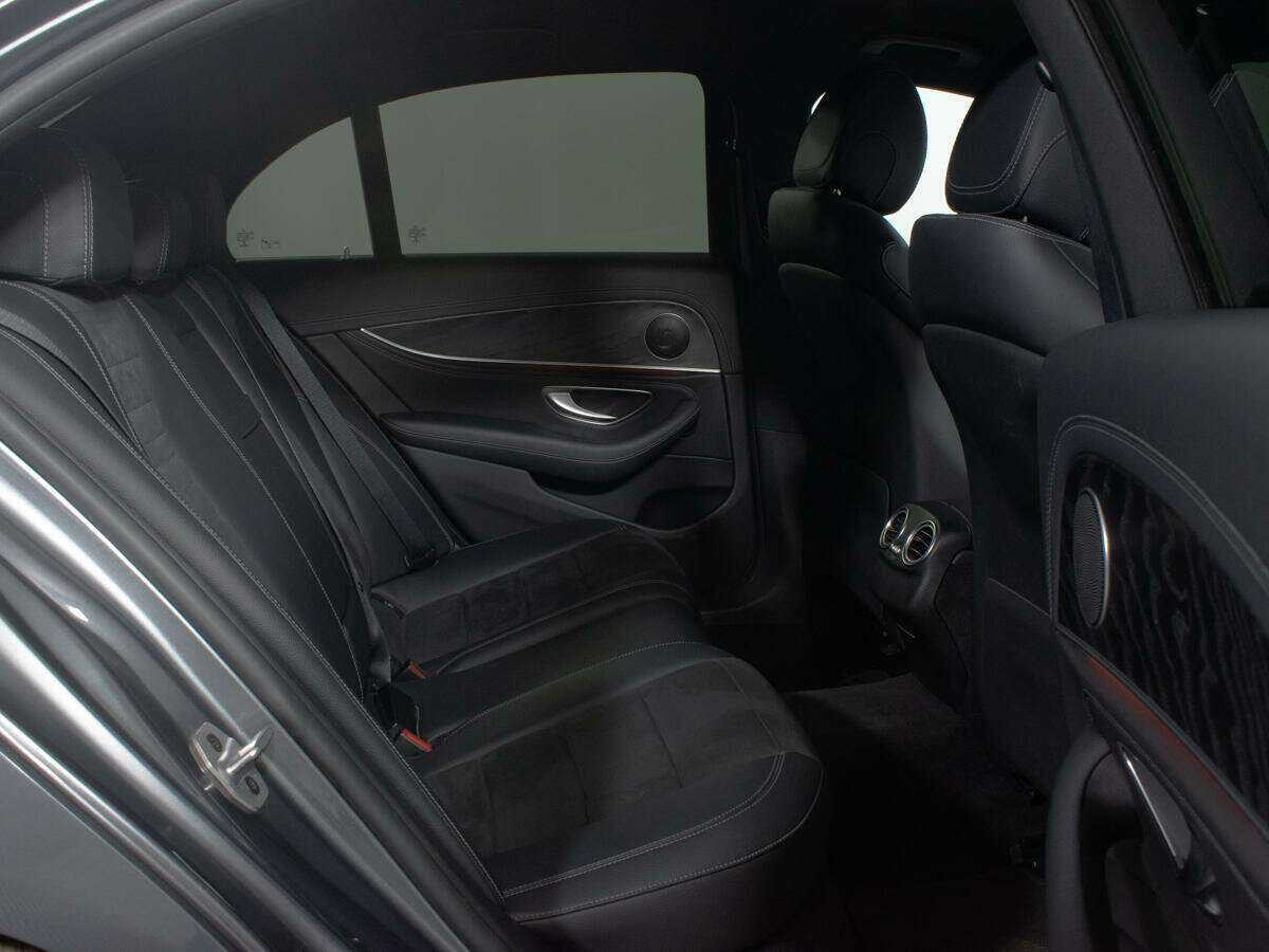 Mercedes-Benz E-Класс 200, 2019 Фото №10