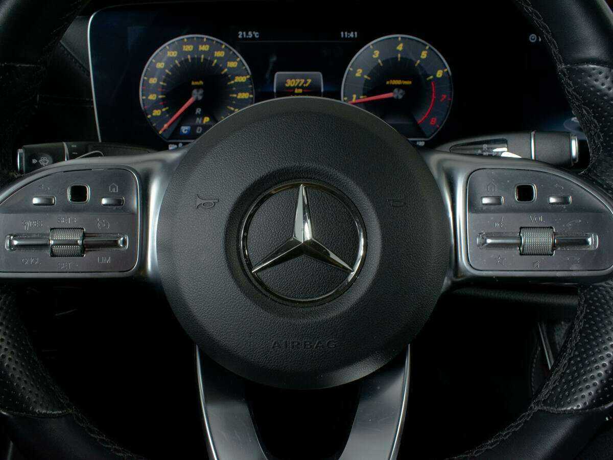 Mercedes-Benz E-Класс 200, 2019 Фото №19