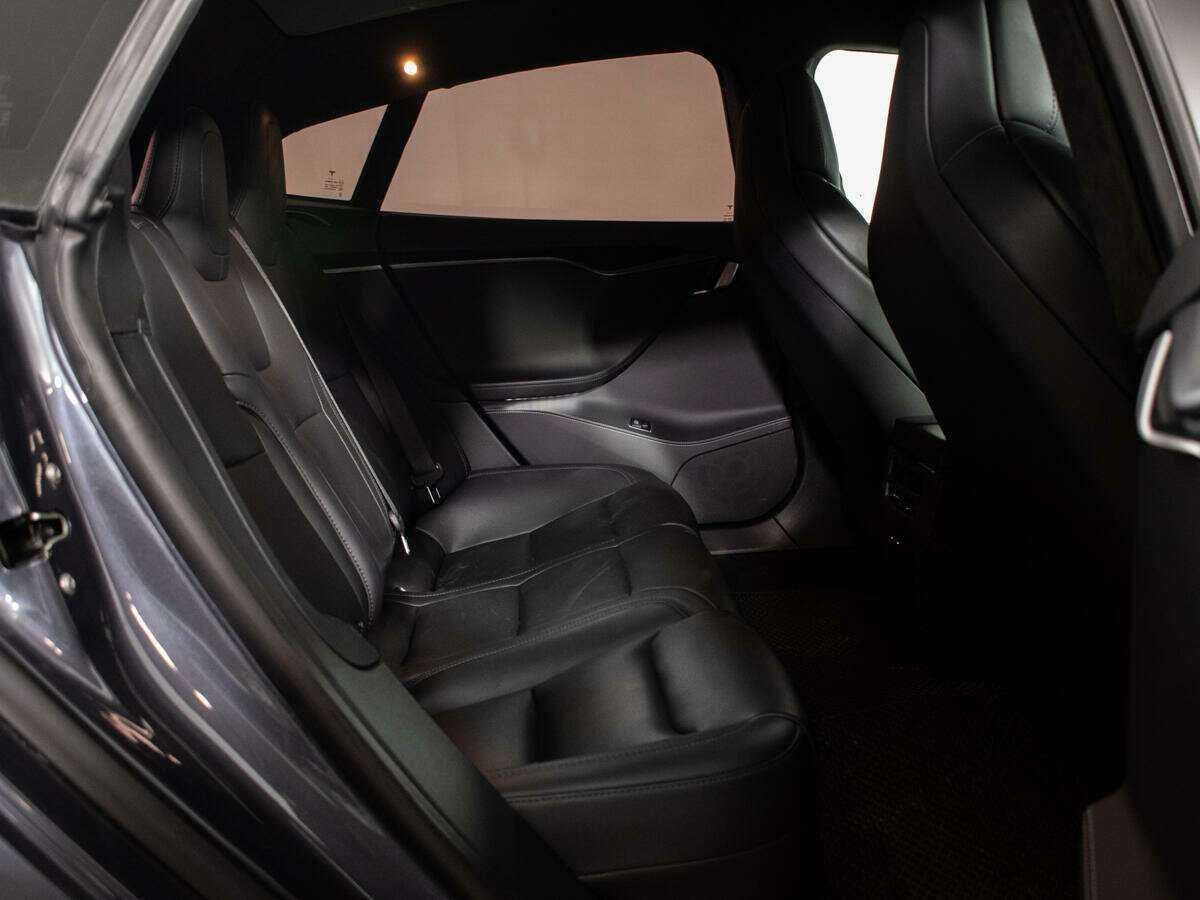 Tesla Model S Long Range, 2019 Фото №10