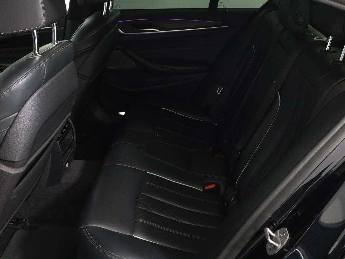 BMW 5 серии 530d xDrive, 2018 Фото №9