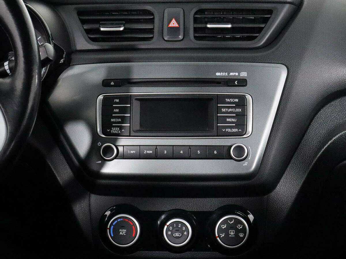 Kia Rio, 2015 Фото №12