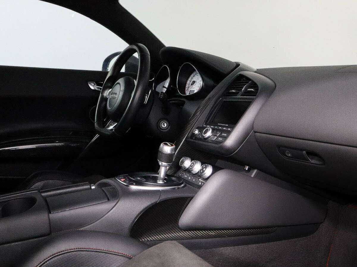 Audi R8 V10, 2012 - 42 672 км. | Фото №6
