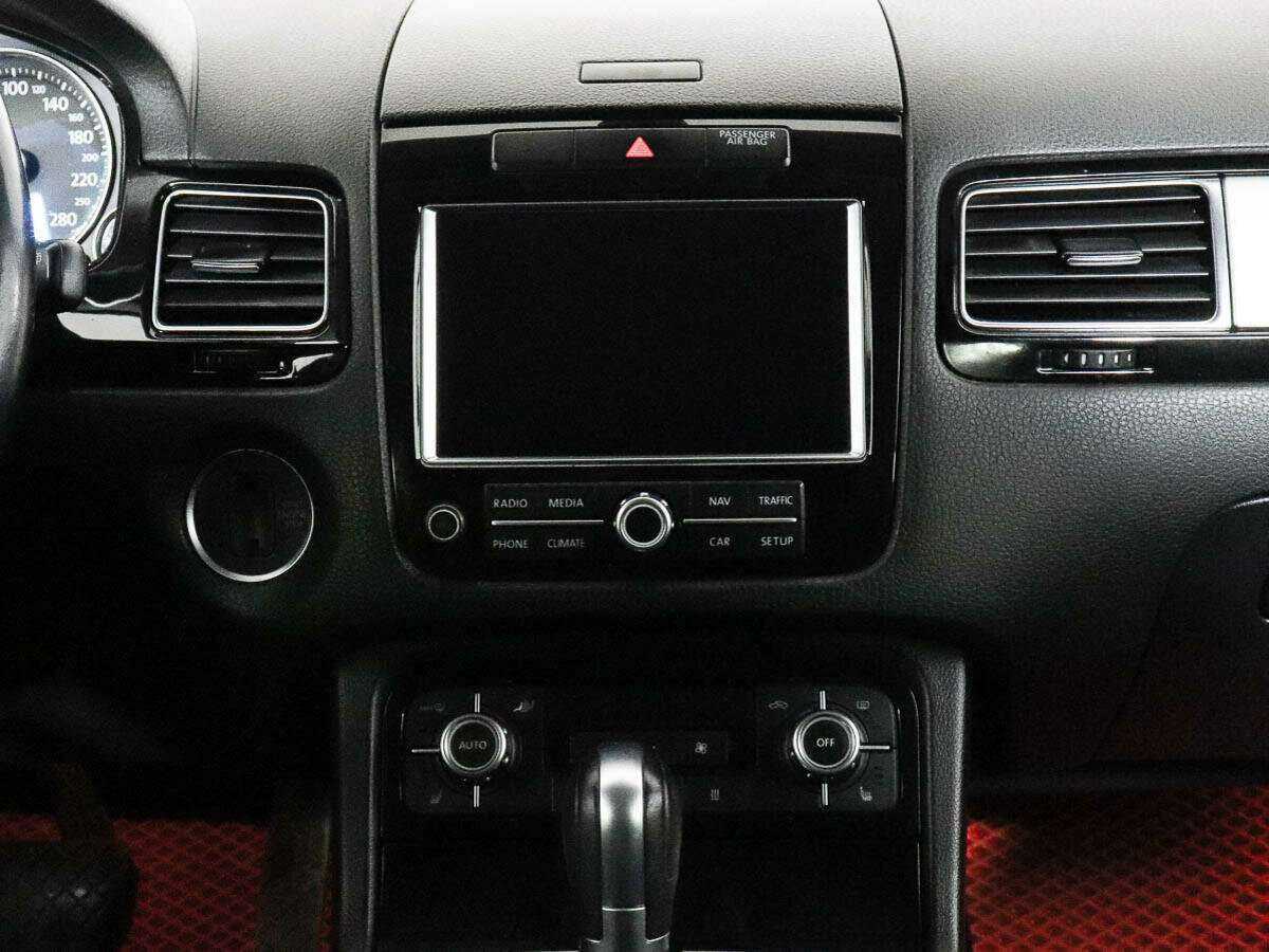 Volkswagen Touareg, 2010 Фото №10