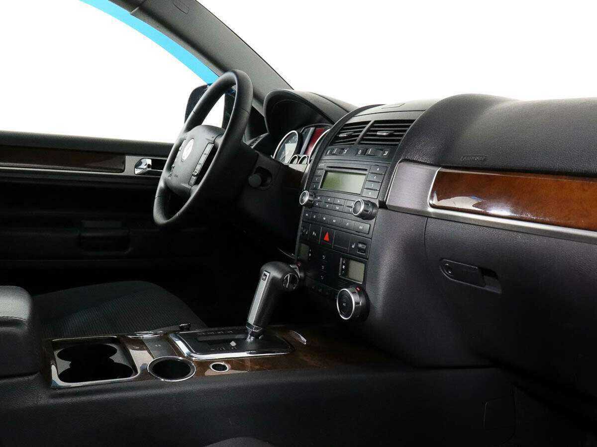 Volkswagen Touareg, 2008 - 251 760 км. | Фото №6