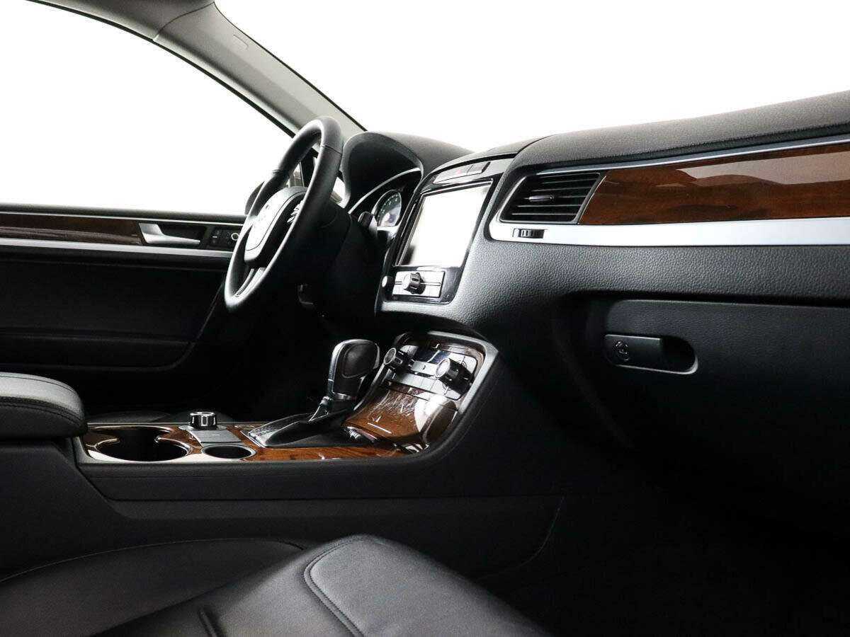 Volkswagen Touareg, 2010 - 152 000 км. | Фото №6