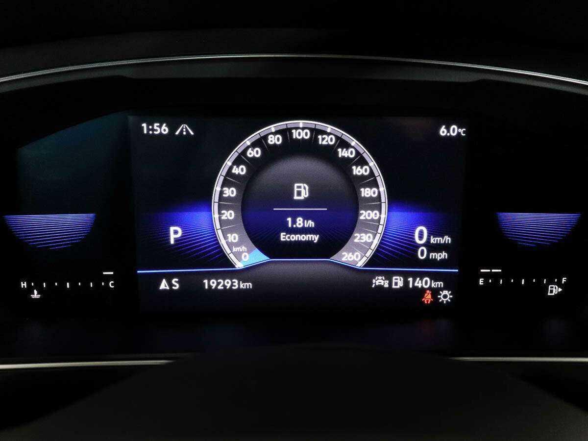 Volkswagen Tiguan, 2022 Фото №8