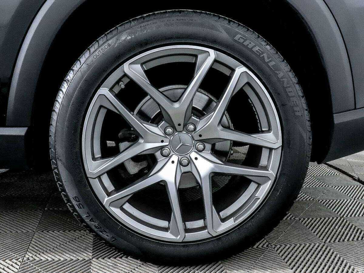 Mercedes-Benz GLE 300 d, 2019 Фото №14