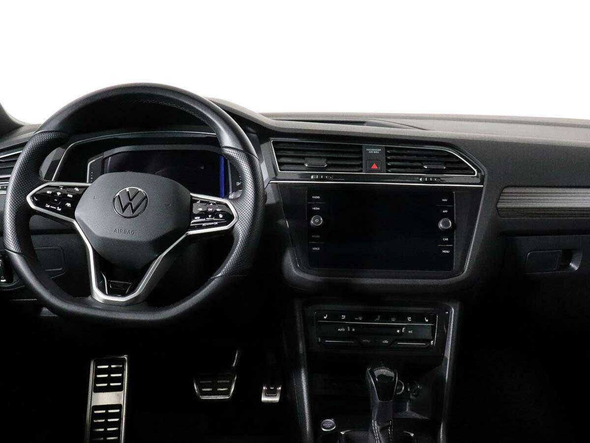 Volkswagen Tiguan, 2021 Фото №9