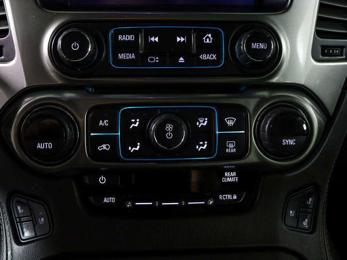 Chevrolet Tahoe, 2020 Фото №24