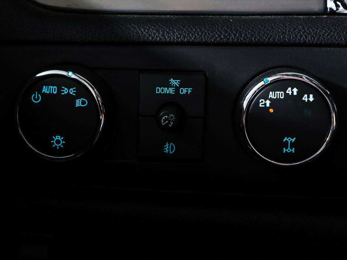 Chevrolet Tahoe 6AT, 2013 Фото №17