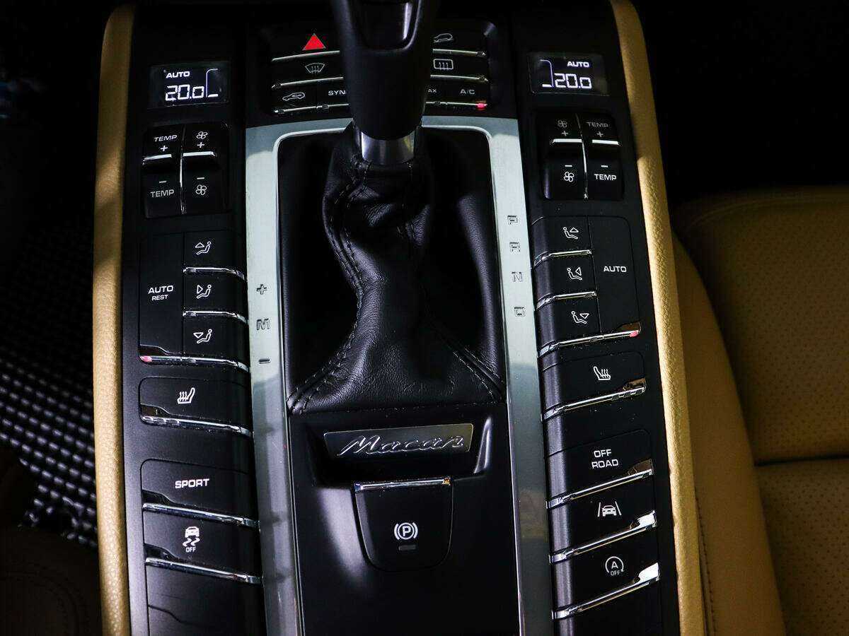 Porsche Macan, 2017 Фото №12