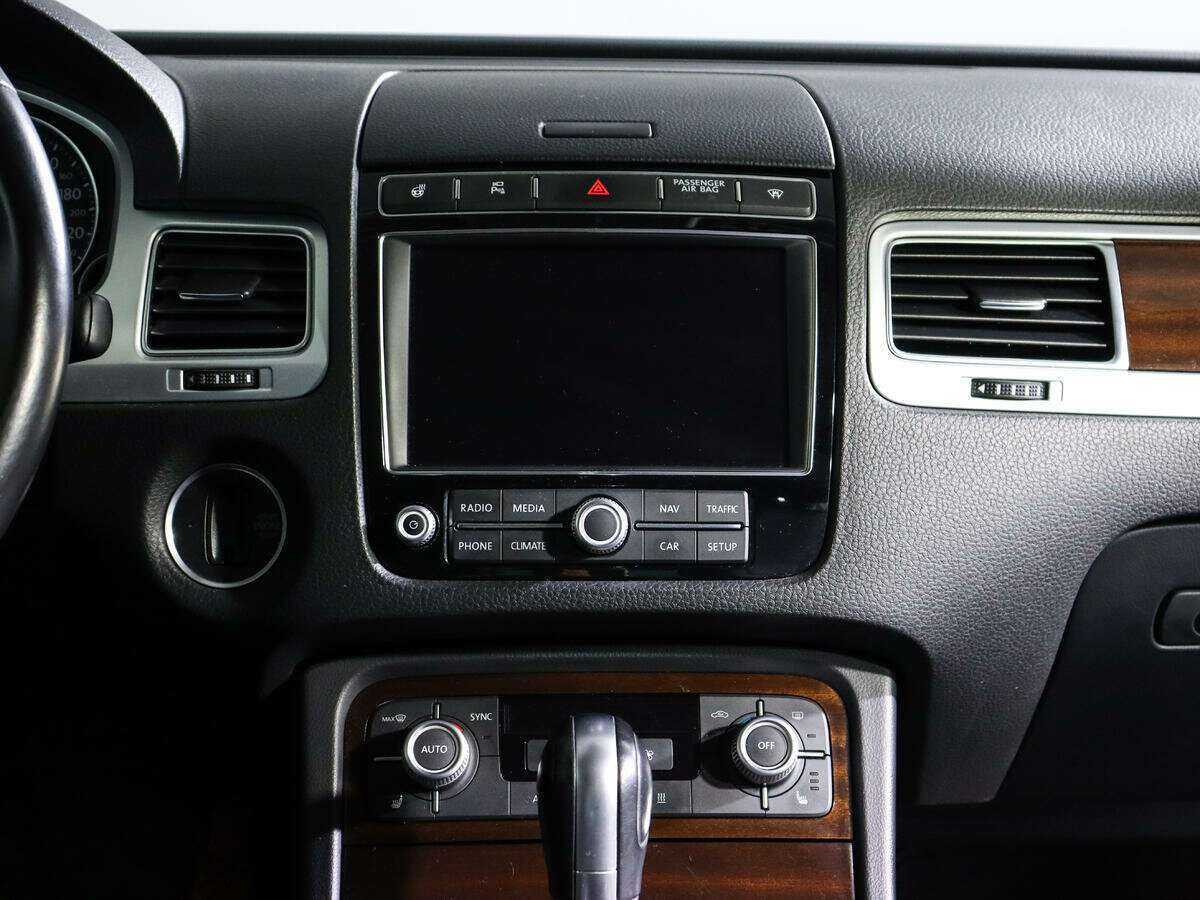 Volkswagen Touareg, 2016 Фото №13