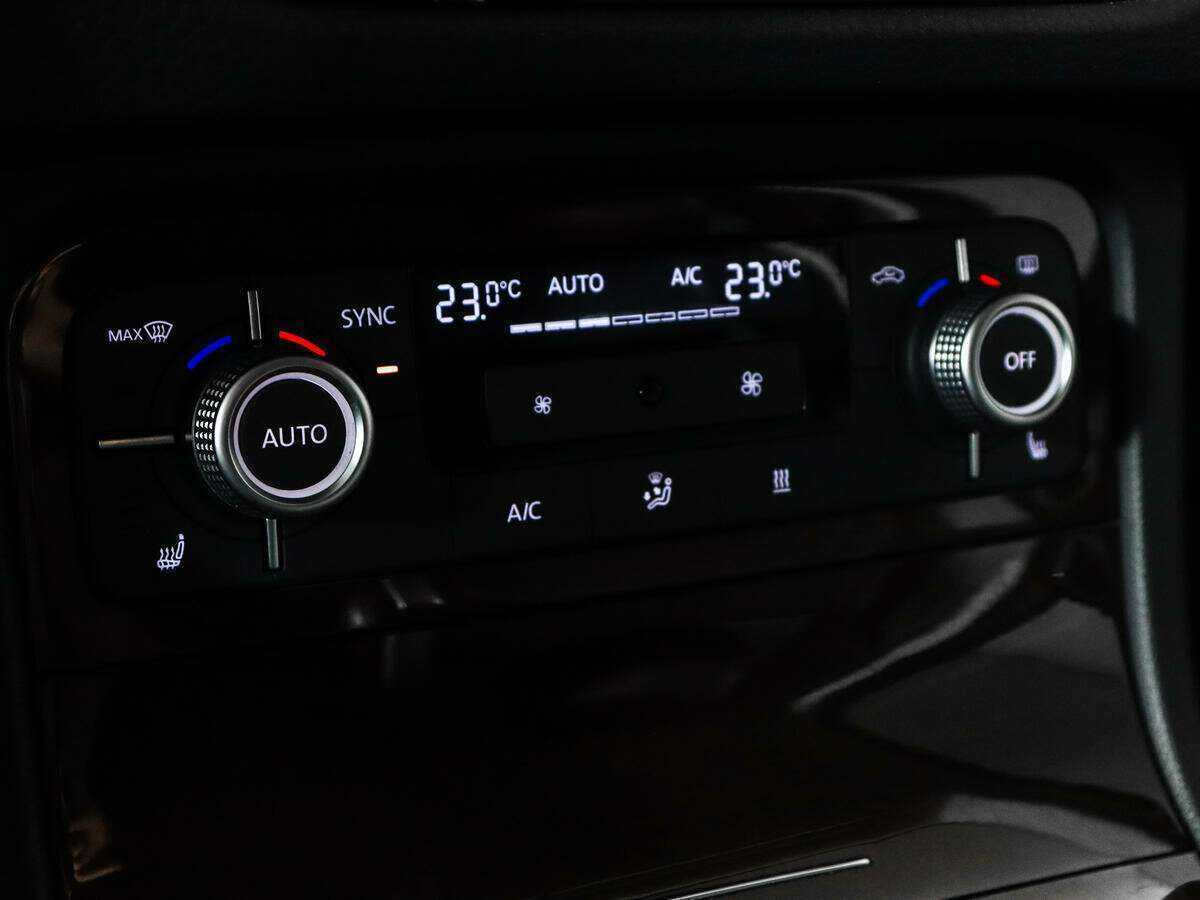 Volkswagen Touareg, 2016 Фото №16