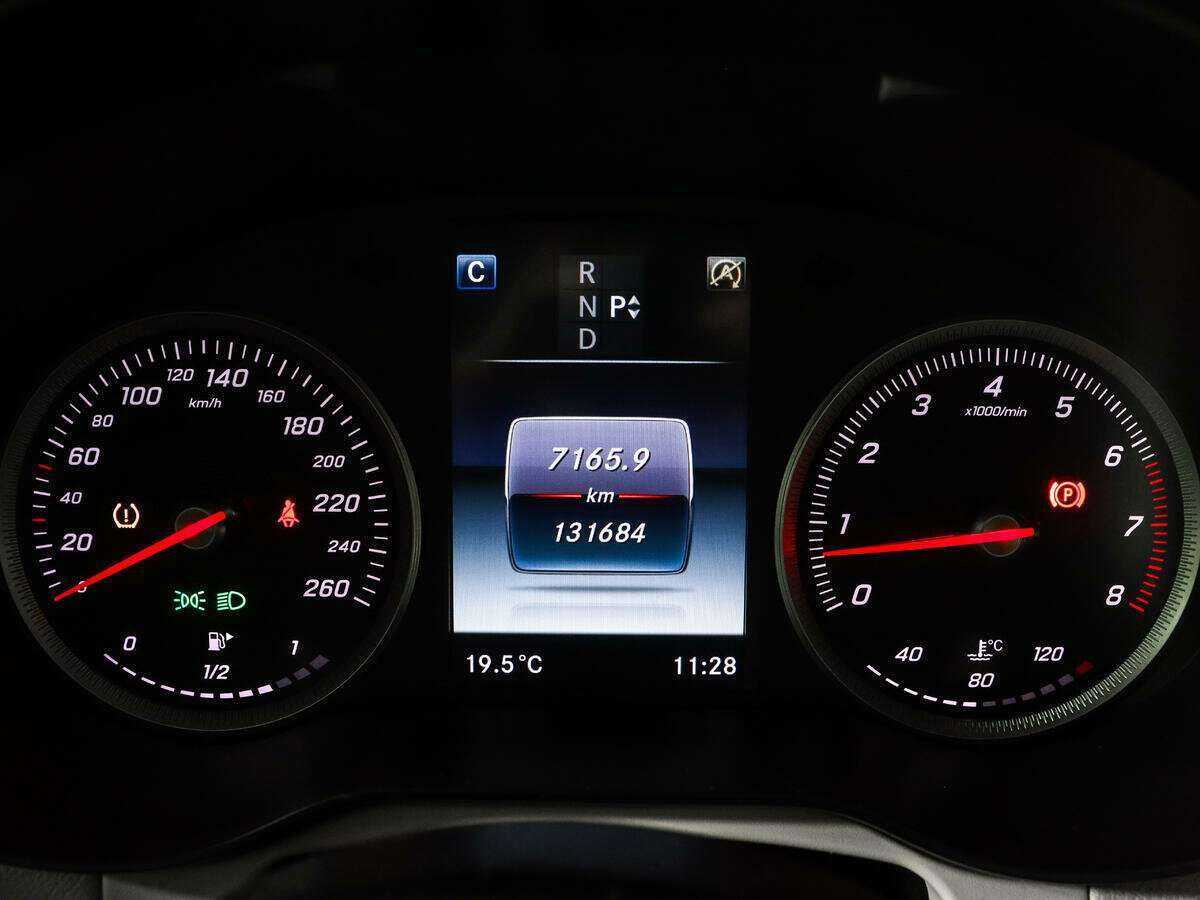 Mercedes-Benz GLC 250, 2015 Фото №11