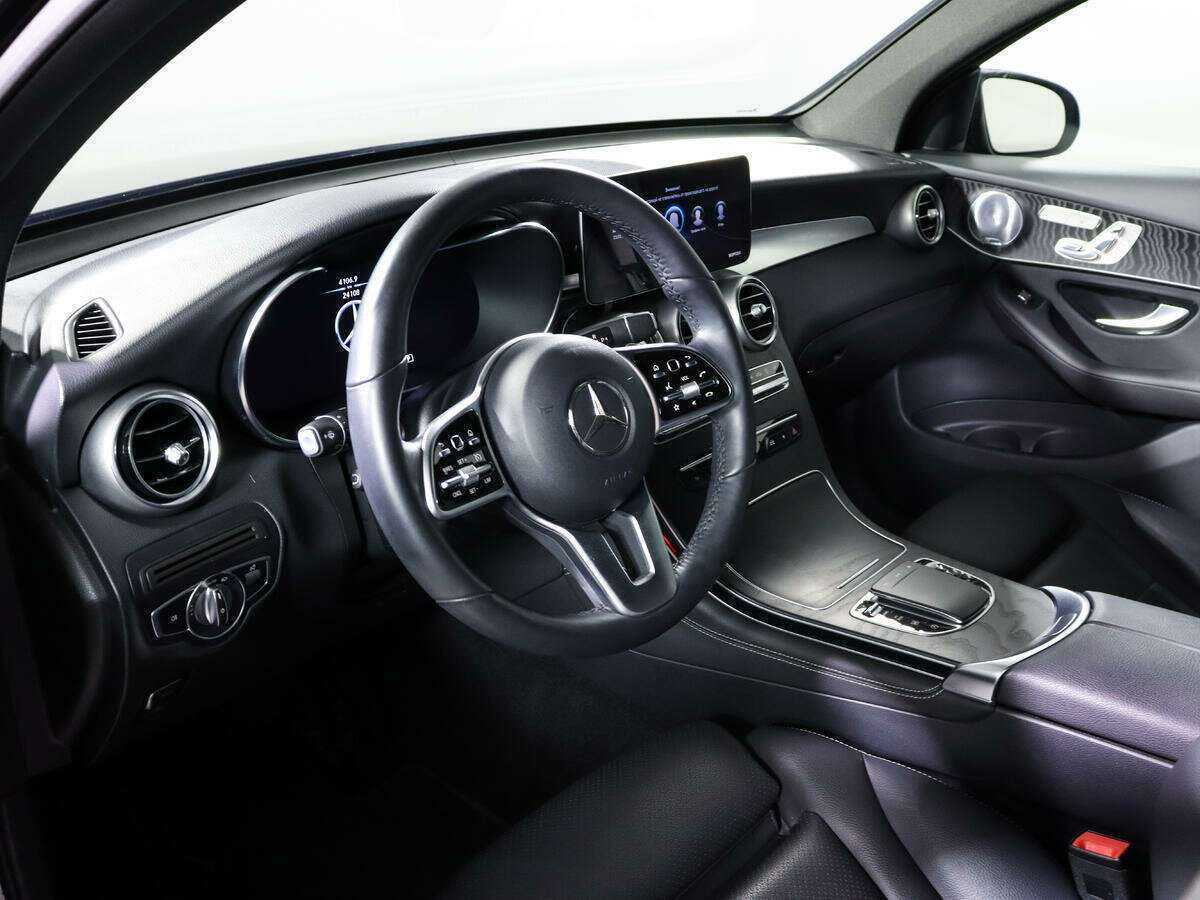 Mercedes-Benz GLC Coupe 300, 2020 Фото №12