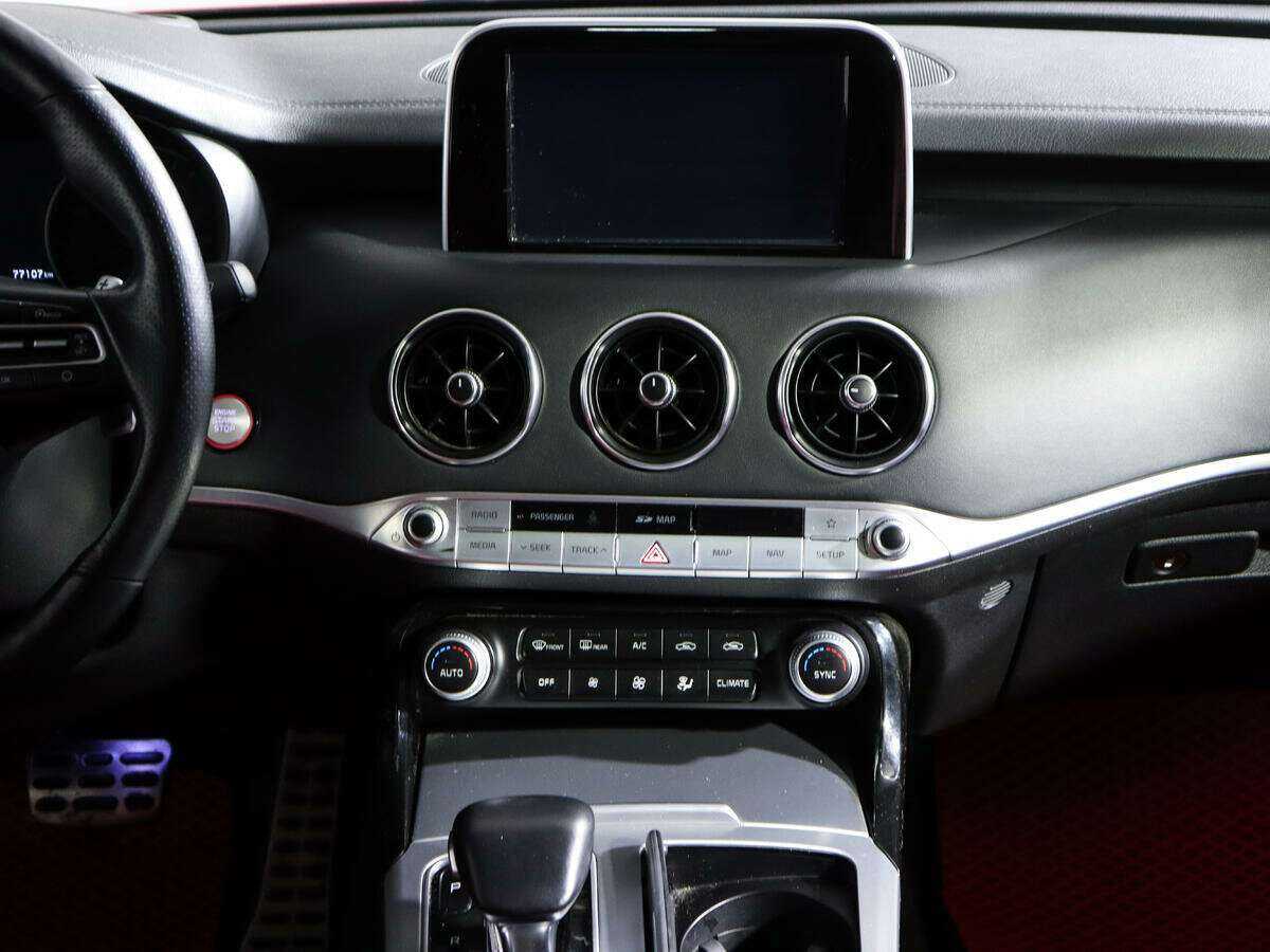 Kia Stinger, 2018 Фото №13