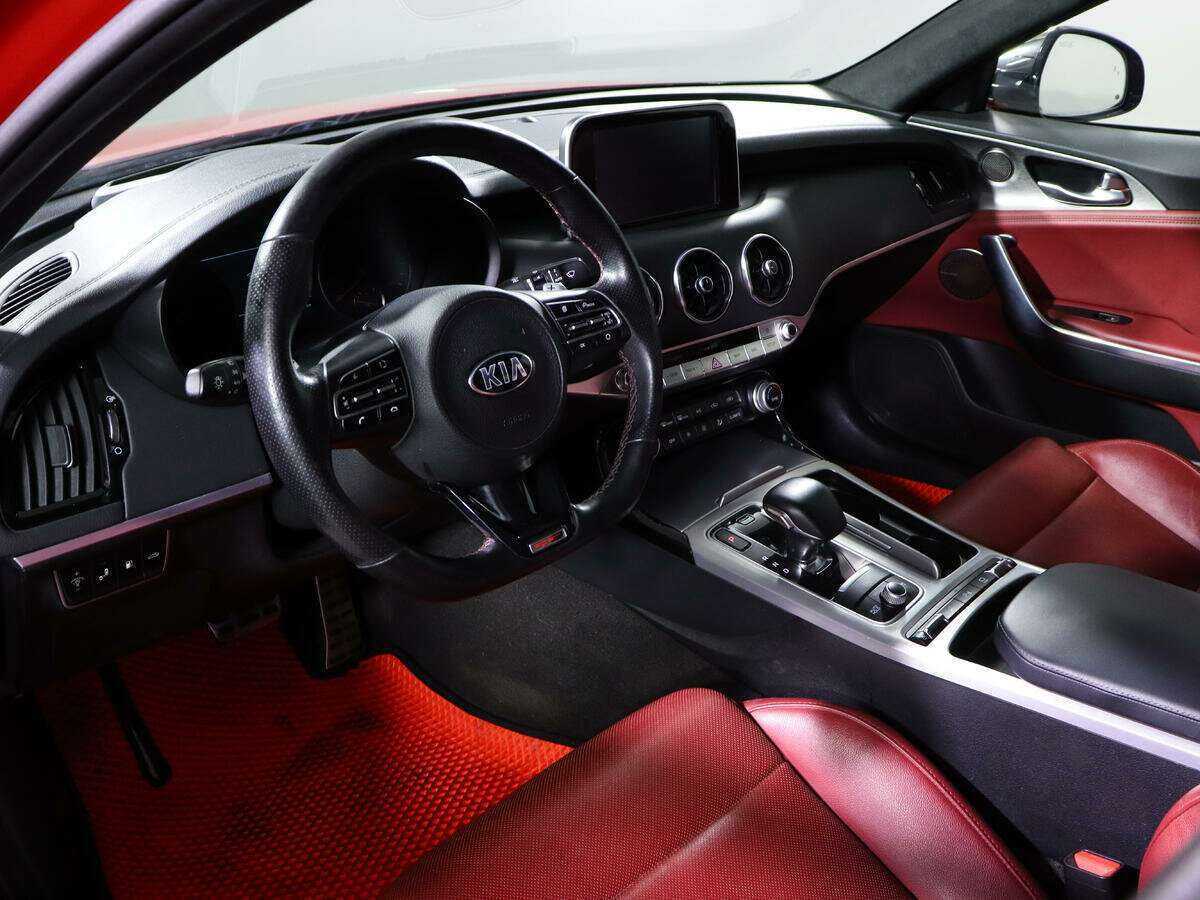 Kia Stinger, 2018 Фото №14