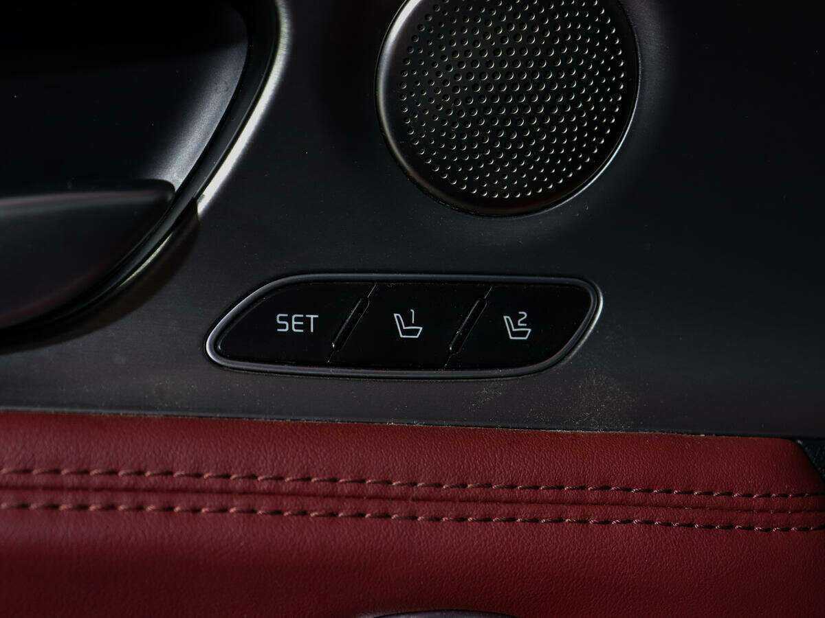 Kia Stinger, 2018 Фото №24