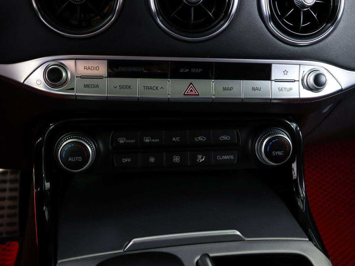 Kia Stinger, 2018 Фото №30