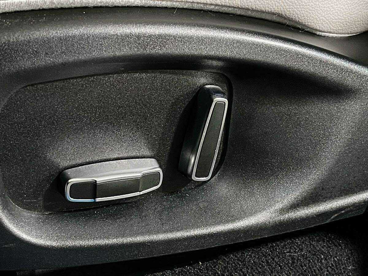 Jaguar F-Pace, 2019 Фото №11