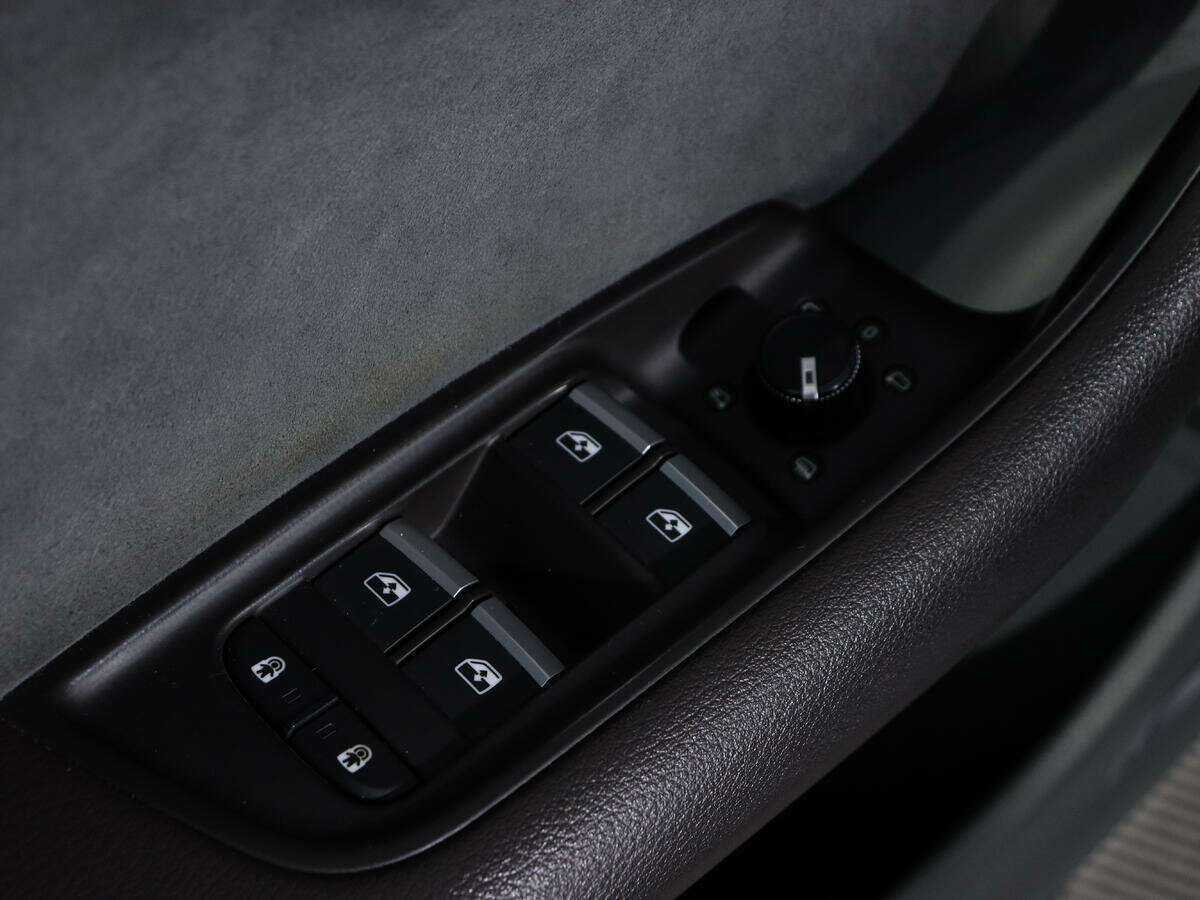 Audi Q8 55 TFSI, 2019 Фото №19