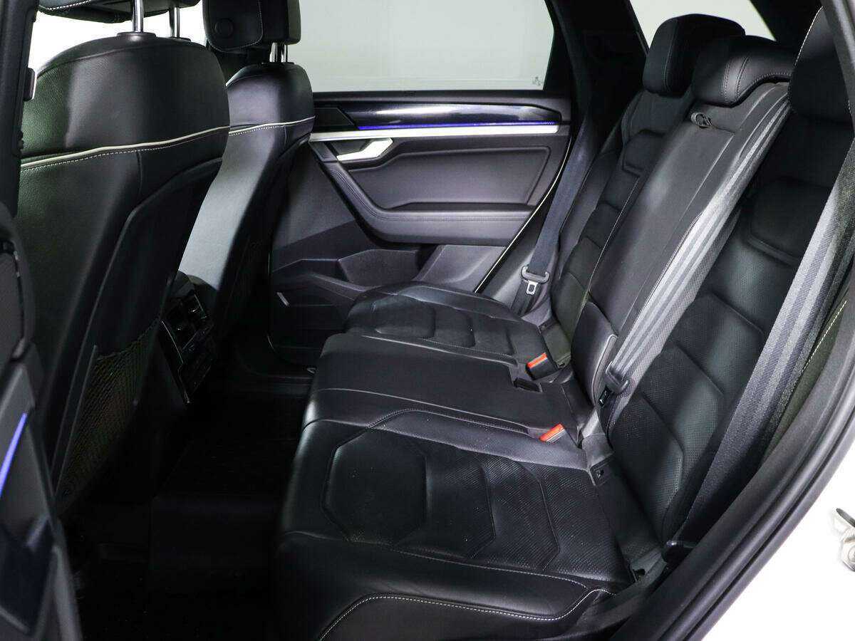 Volkswagen Touareg, 2020 - 58 000 км. | Фото №7