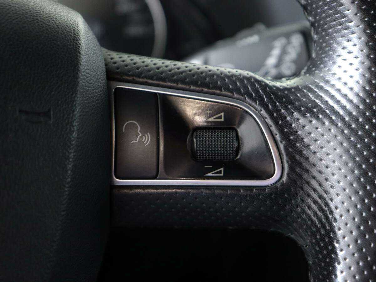 Audi Q5, 2010 Фото №15